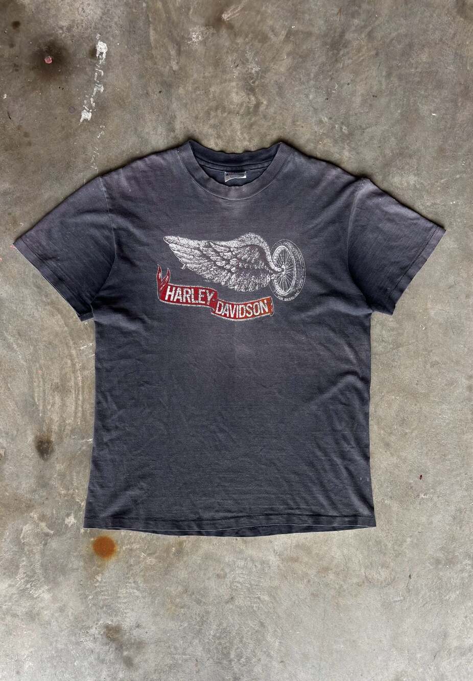 Vintage 80s Harley Davidson winged wheel faded grail skate tee